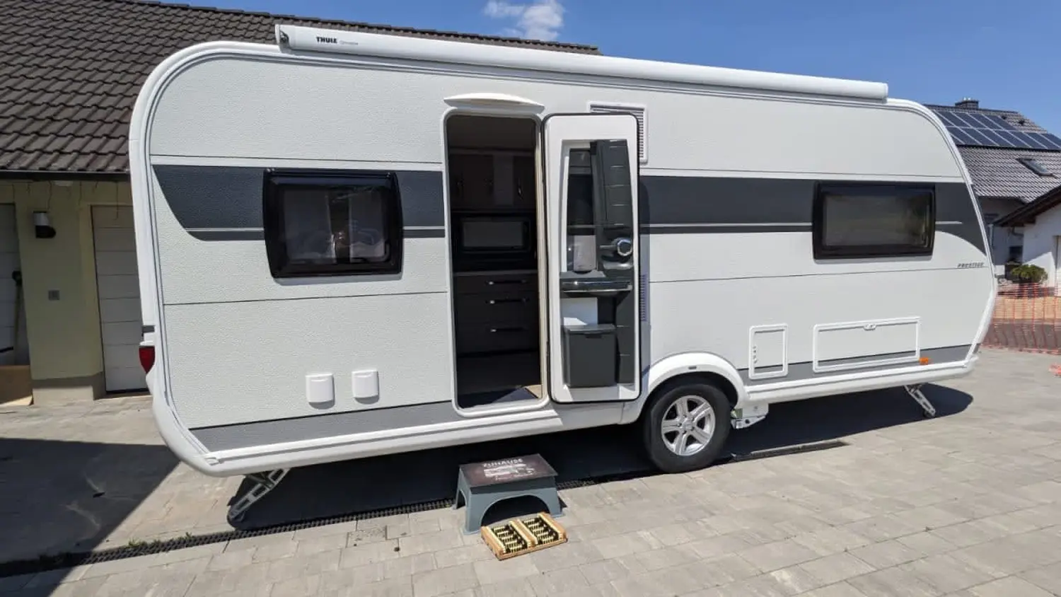Slitisian Wohnmobilvermietung, Wohnwagen - Hobby Dick